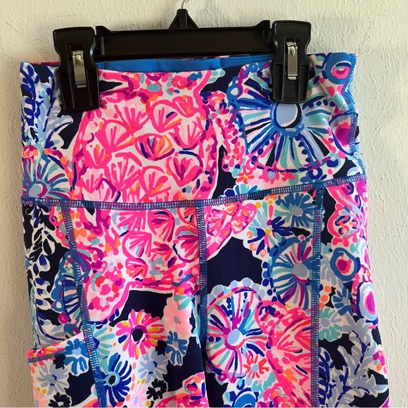 Lilly Pulitzer Leggings Weekender High Rise Midi Navy Turtle Amazement XXS NWT - Picture 6 of 15